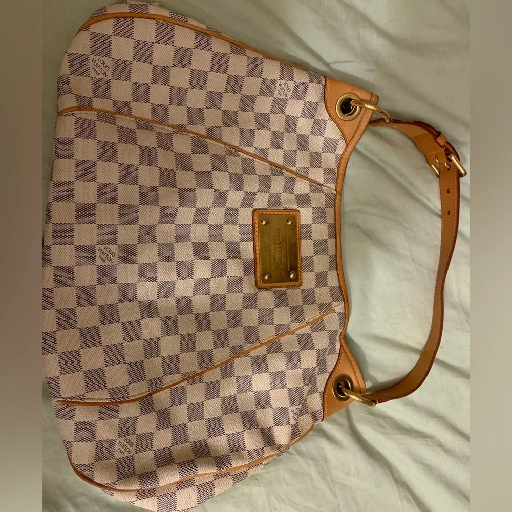 Authentic, like new, great condition Luise Vuitton hobo, cream checkers …
